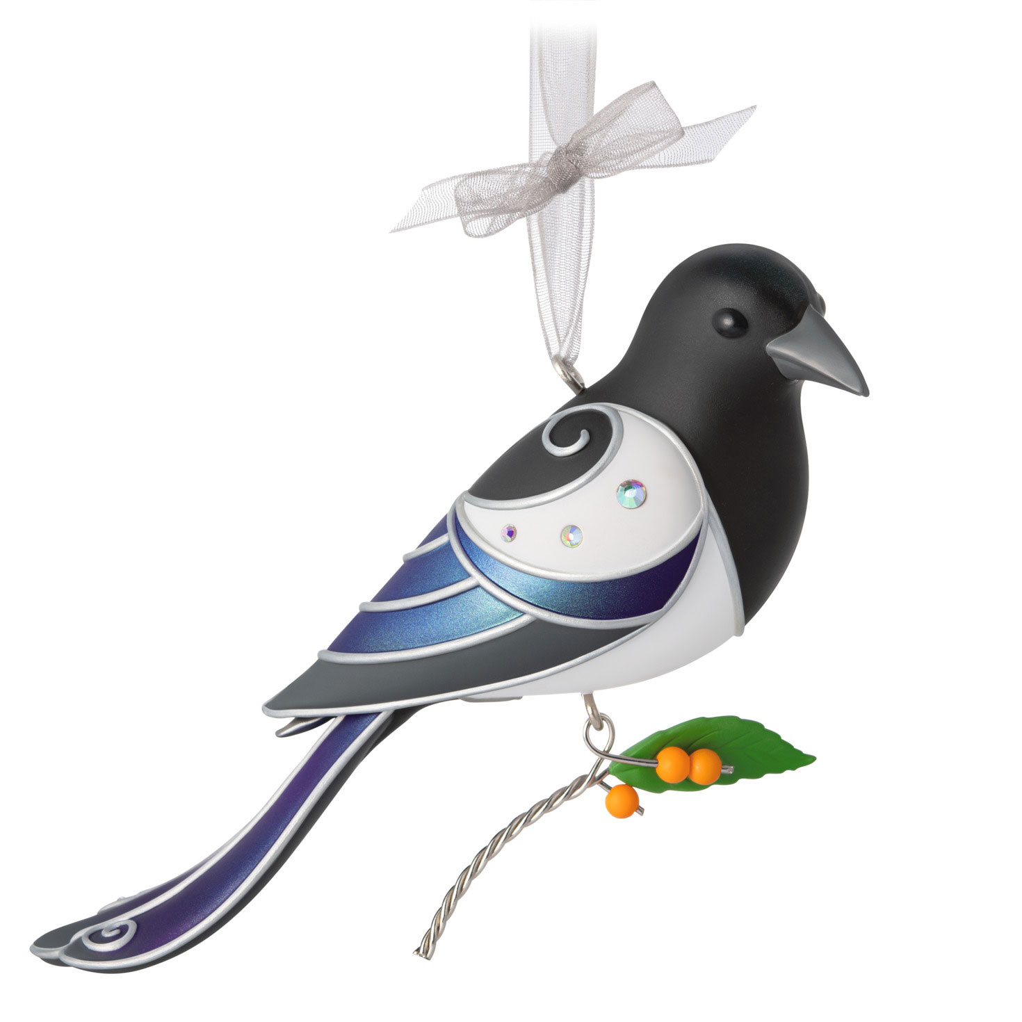 The Beauty of Birds Black-Billed Magpie Ornament